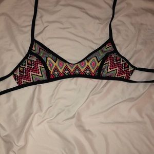 Scoop neck bikini top